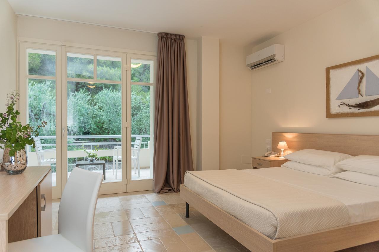 Baia Dei Mergoli Hotel Mattinata Eksteriør bilde