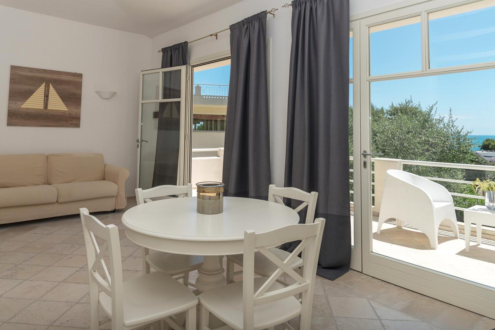 Baia Dei Mergoli Hotel Mattinata Eksteriør bilde
