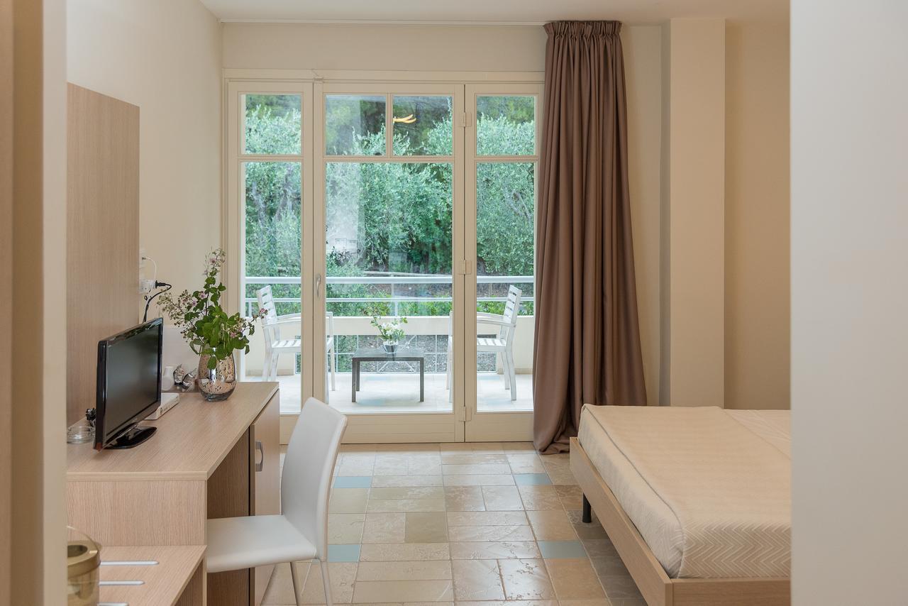 Baia Dei Mergoli Hotel Mattinata Eksteriør bilde