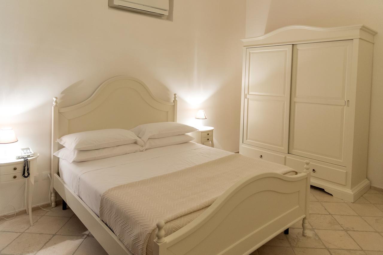 Baia Dei Mergoli Hotel Mattinata Eksteriør bilde